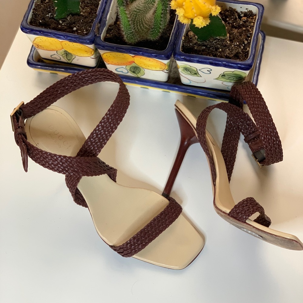 Gucci brown heels